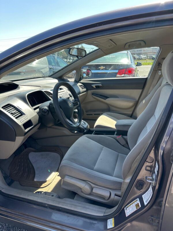2010 HONDA CIVIC - Image 9