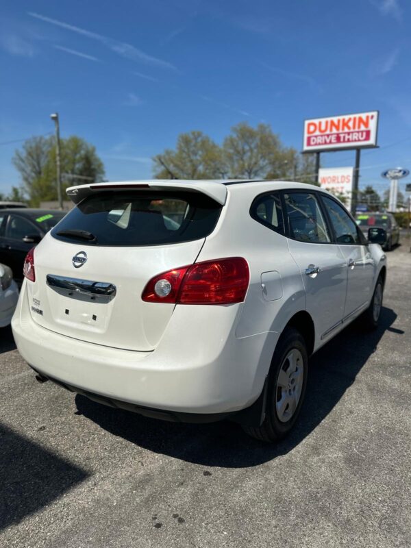 2013 NISSAN ROGUE - Image 17