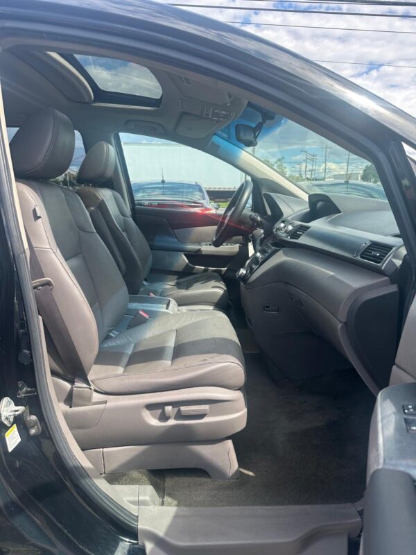 2011 HONDA ODYSSEY EX-L - Image 17