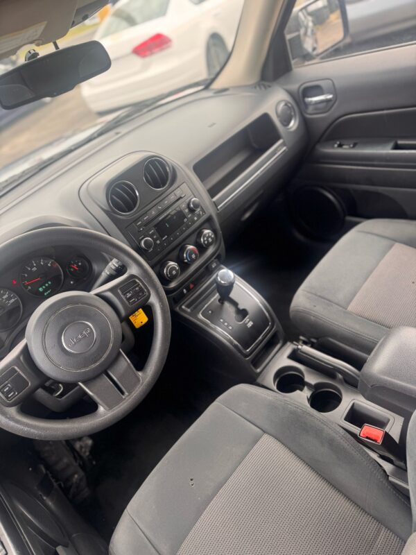 2012 JEEP PATRIOT - Image 10