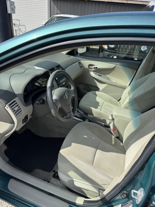 2010 TOYOTA COROLLA - Image 7