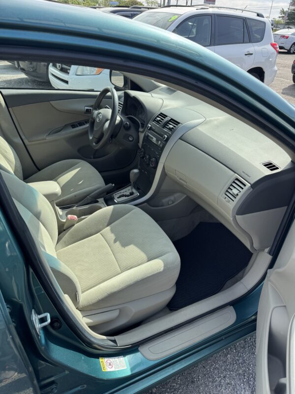 2010 TOYOTA COROLLA - Image 5