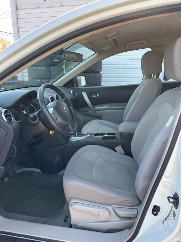 2013 NISSAN ROGUE - Image 6