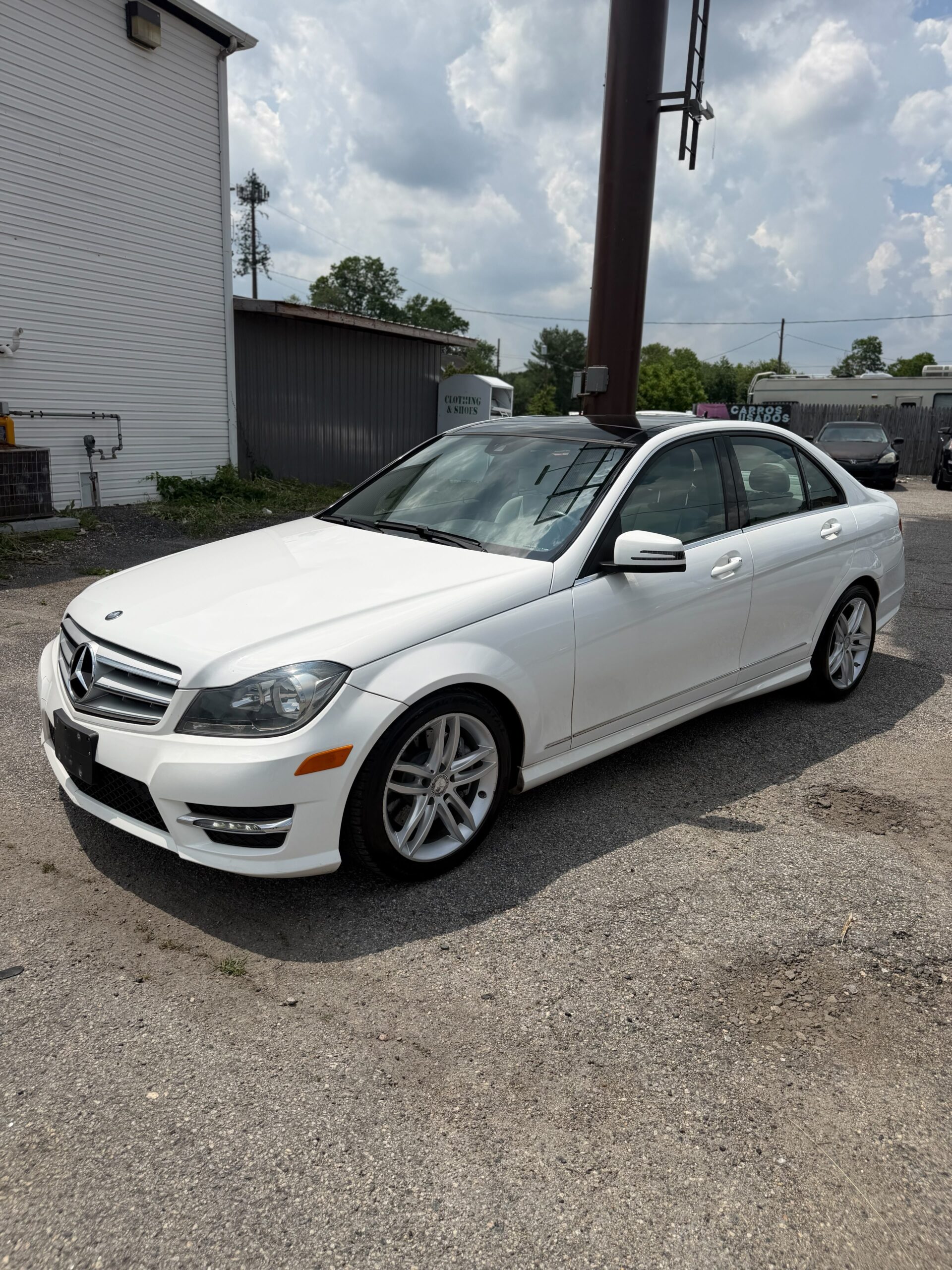2013 Mercedez-Benz C-Class 300 - Image 4